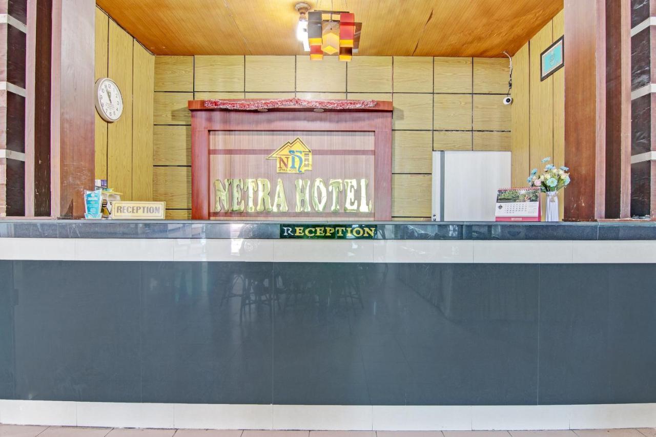 Oyo 92551 Netra Hotel Ujunbatu Eksteriør billede